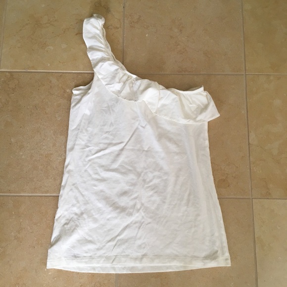 HOLLISTER | One-Shoulder Ruffle Ribbed Top - Picture 2 of 2